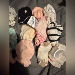 Charming Striped and Solid Baby Mittens Set